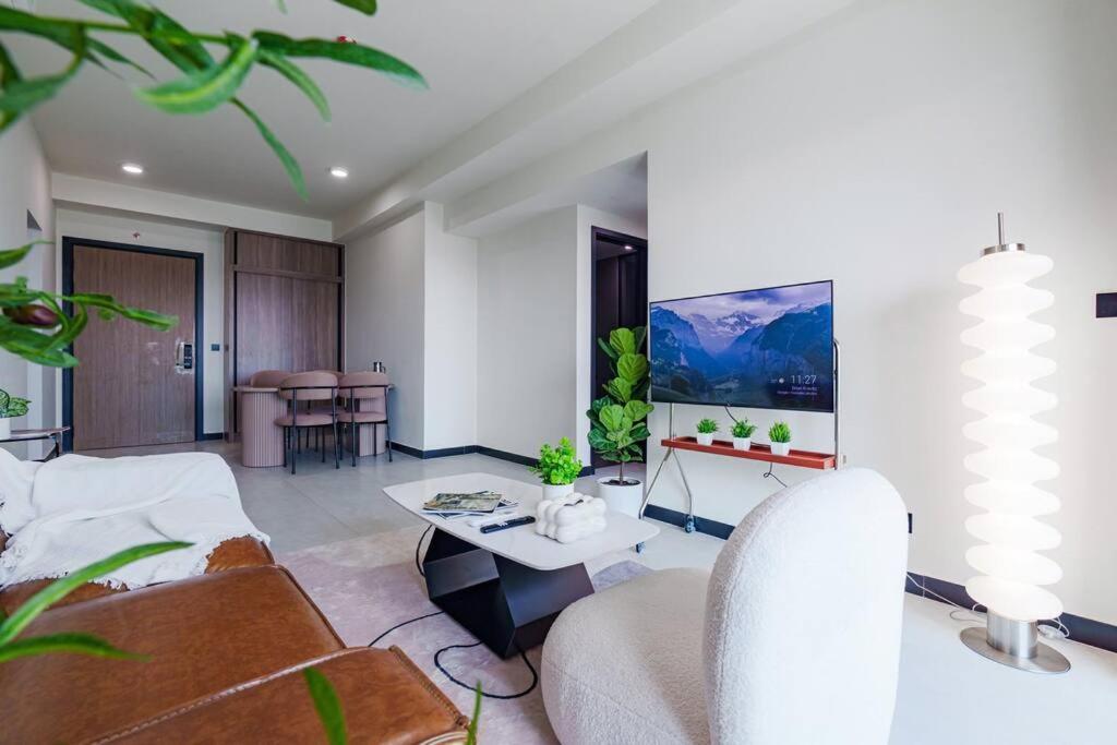 2 Bedroom Minimal Luxury